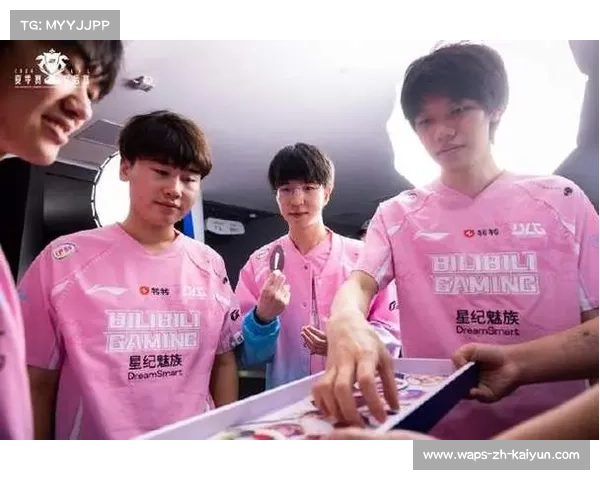 总决赛晋级名额争夺战即将于七月正式打响各队全力以赴展开激烈角逐 总决赛晋级名额争夺战即将于七月正式打响各队全力以赴展开激烈角逐